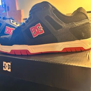 DC Stag men’s size 6
